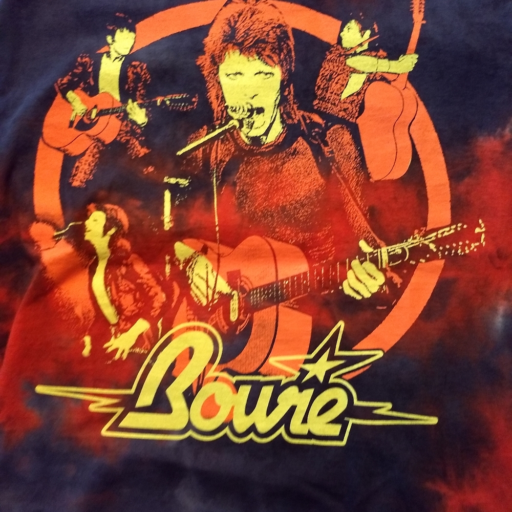 David Bowie tie-dyed t-shirt NWT 🎤🎸🎼 - Picture 4 of 5
